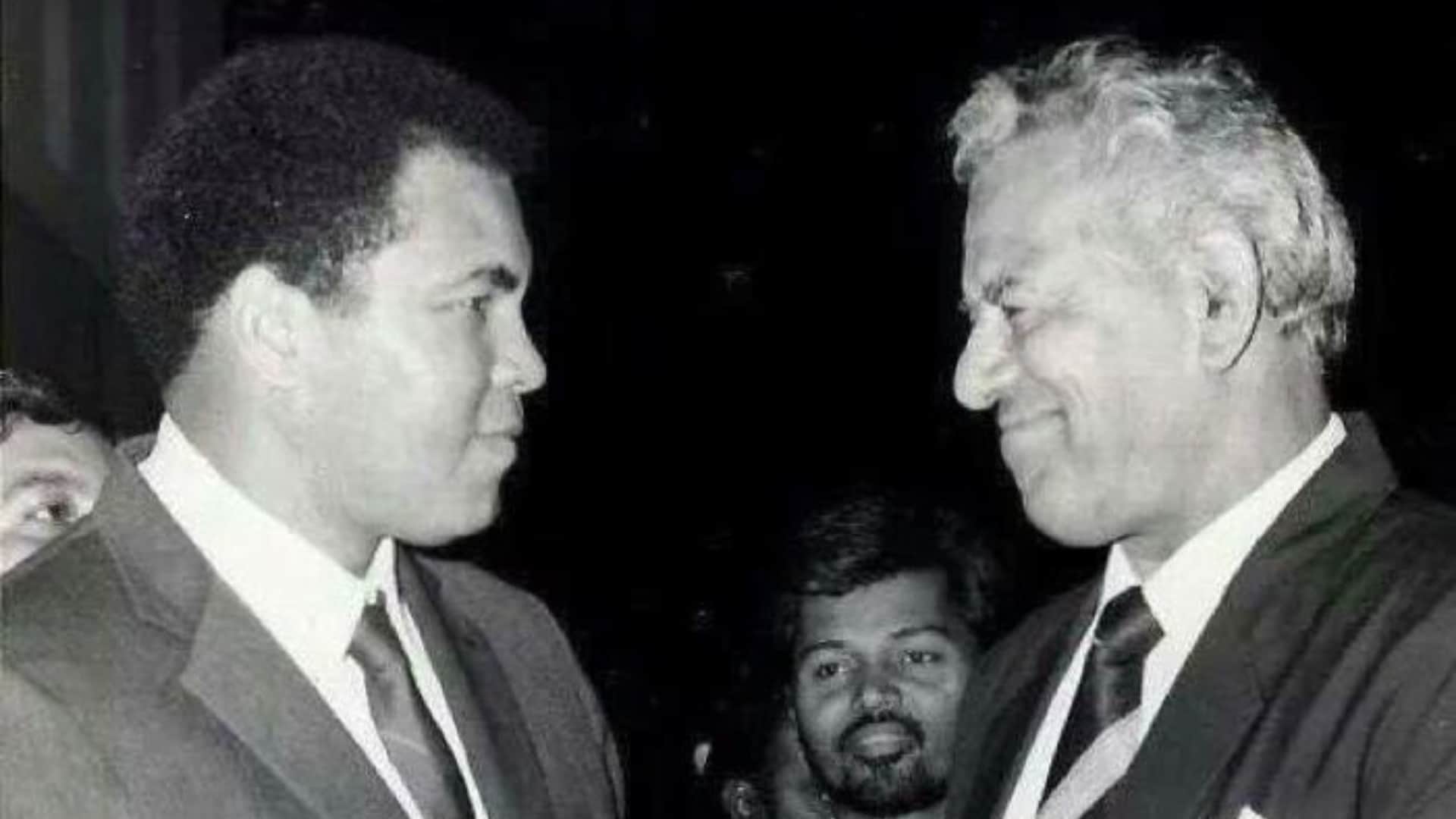 Dara Singh Birth Anniversary special know about his wrestling acting journey details of diet physique