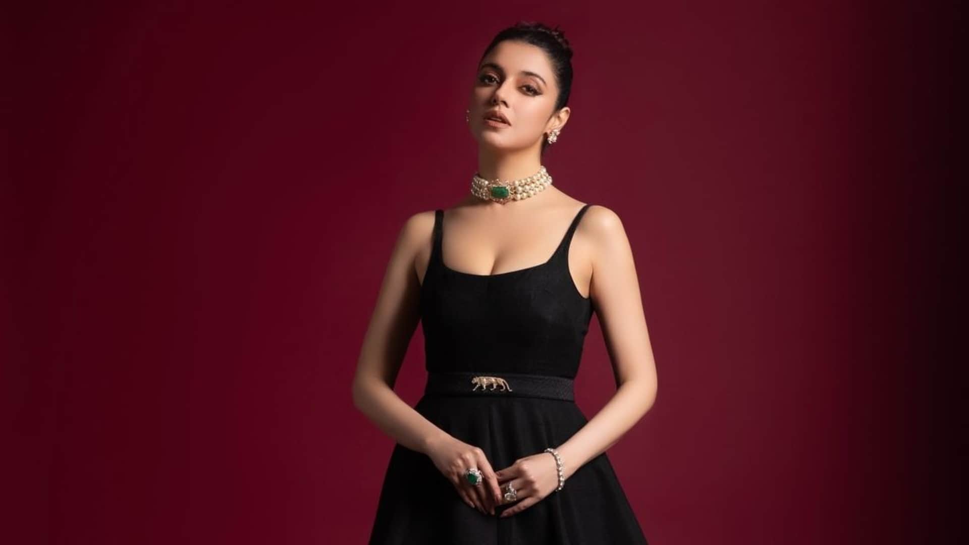 Divya Khossla Slams Govinda Support Sunita Ahuja Amid Actor Appearance With Komal Rani