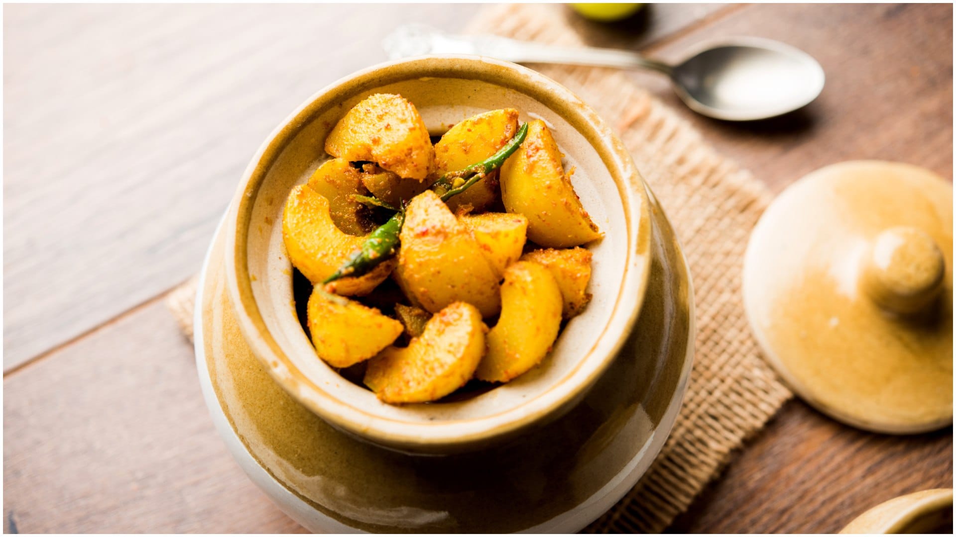 Amla Pickle Health benefits boost immunity best for Skin and hair Winter Diet Idea in hindi