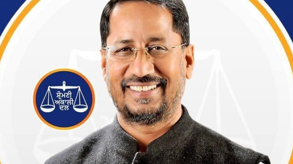 Senior leader Anil Joshi has resigned from Shiromani Akali Dal