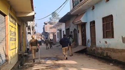 Meerapur Kakrauli Bawal: SSP clarifies on Pistol Video, Akhilesh says-he is lying while sitting with DM
