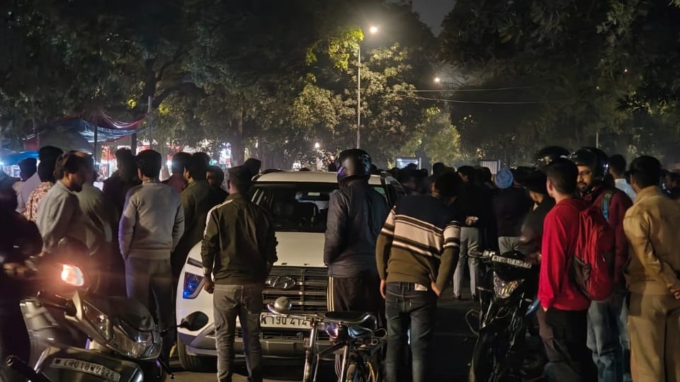 Car hit bike and auto in Chandigarh youth injured