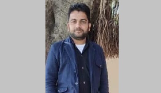 Body of missing pharmacist found lying in the garden murdered by shooting message had come on brothers mobile