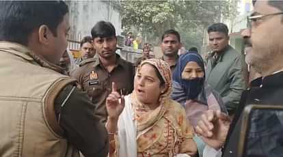 Sisamau By Election Naseem Solanki said Police is tearing the slips women allege Children are being beaten up