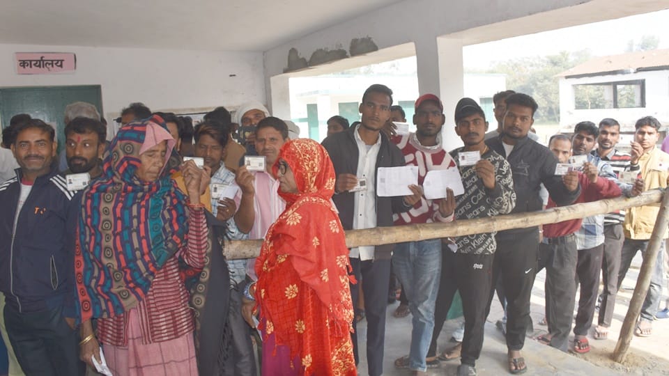 Kundarki By Election: Direct competition between BJP and SP, Chandrashekhar party more effective than BSP