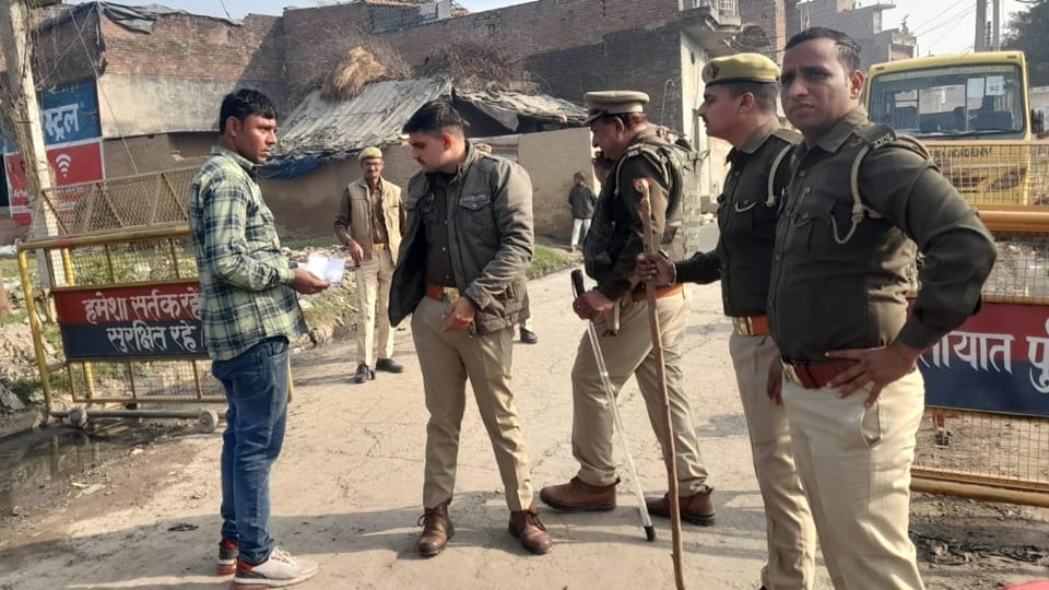 Kundarki By Election: Head constable suspended as soon as video went viral, eight removed from duty