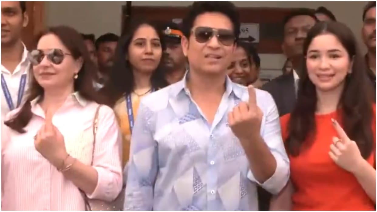 Sachin Tendulkar, Anjali and Sara Tendulkar cast votes in Mumbai Maharashtra Assembly Elections 2024