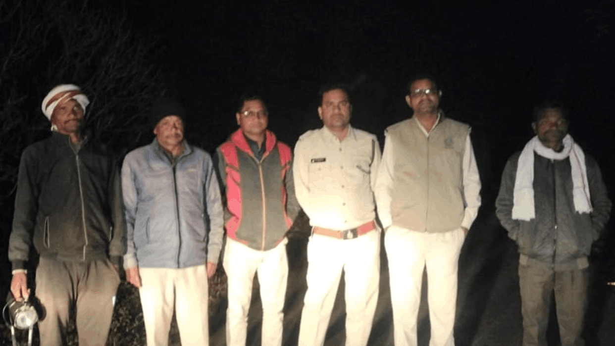 Gajraj arrived at MP-CG border of Kabirdham