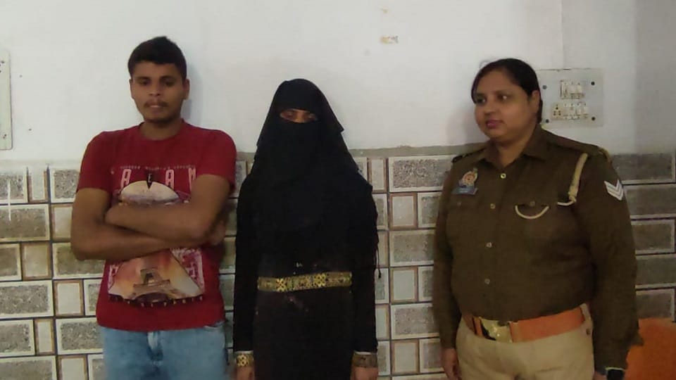 Meerut: along with the second husband, she killed her son and hanged her, first husband was also found hang