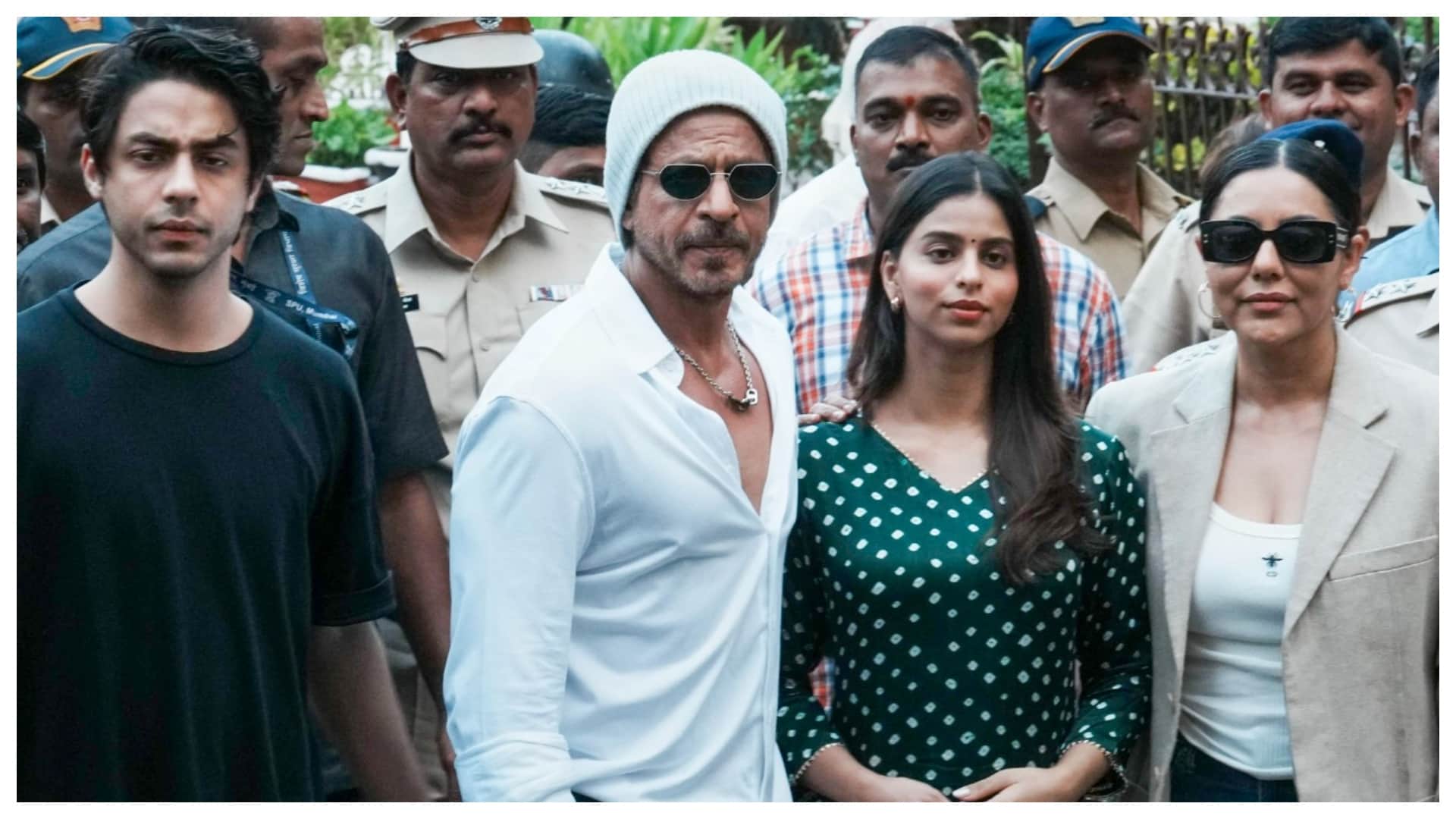 Maharastra Elections 2024 stars vote Salman Khan Akshay Kumar Rajkummar Ranbir Kapoor