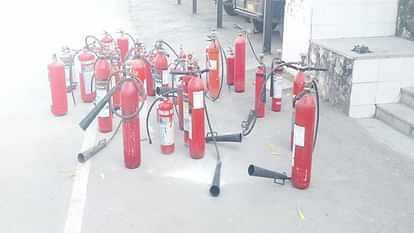 Chittorgarh News: After Jhansi accident, Cheta Hospital administration sent fire extinguishers for refilling