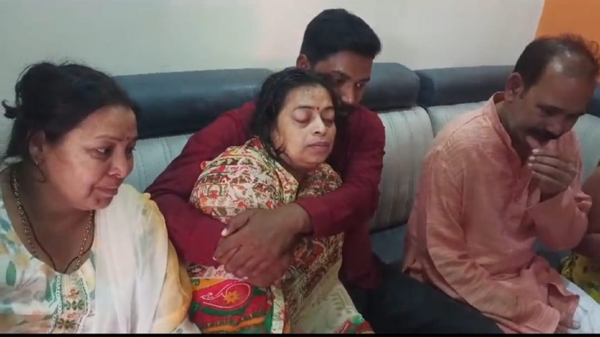 Gorakhpur Student leader murder case Vishal parents are not satisfied after Raza was caught in an encounter