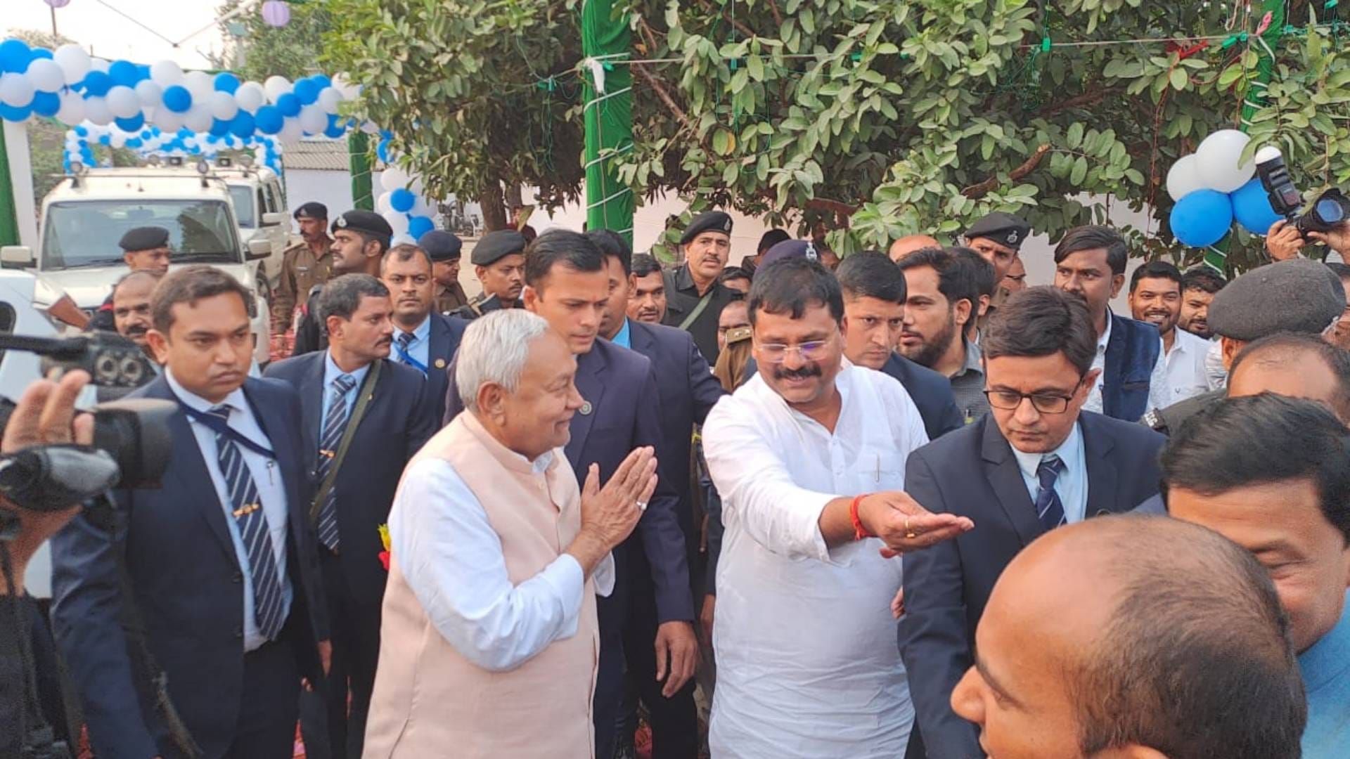 Bihar CM Nitish Kumar reached Umesh Kushwaha house said we will form government in both states