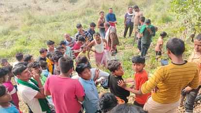 Bihar Body of an unknown youth found in Muzaffarpur suspected to have been murdered and thrown in drain