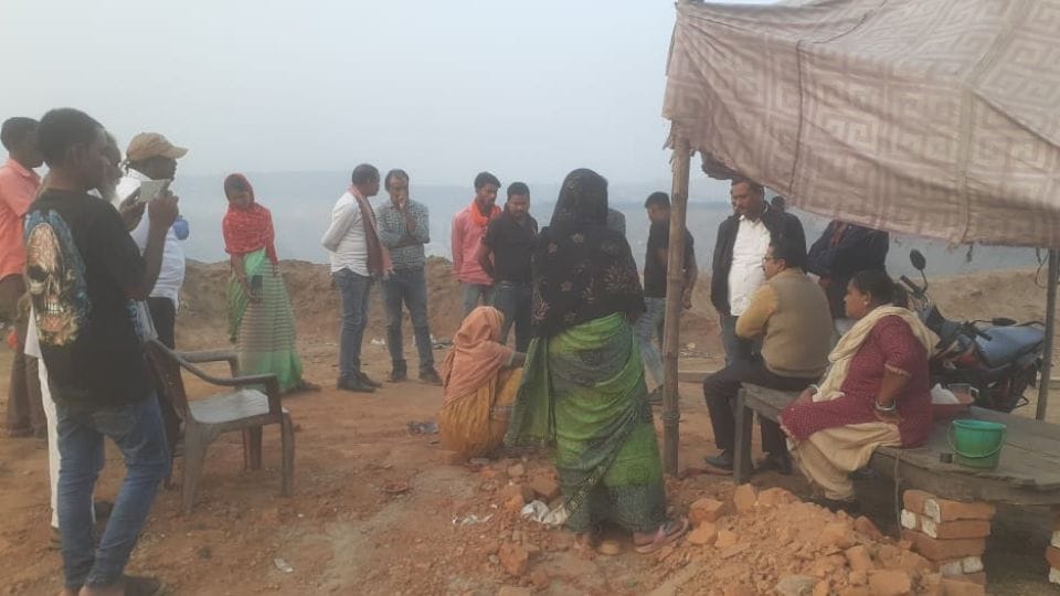 Villagers angry over heavy blasting in Korba