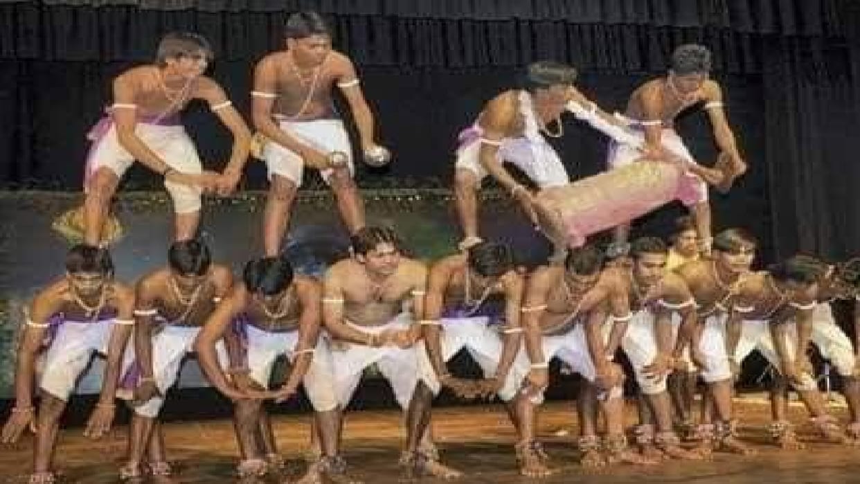Guru Ghasidas Lok Kala Mahotsav Entries invited from district level Panthi dance groups till November 27 in CG