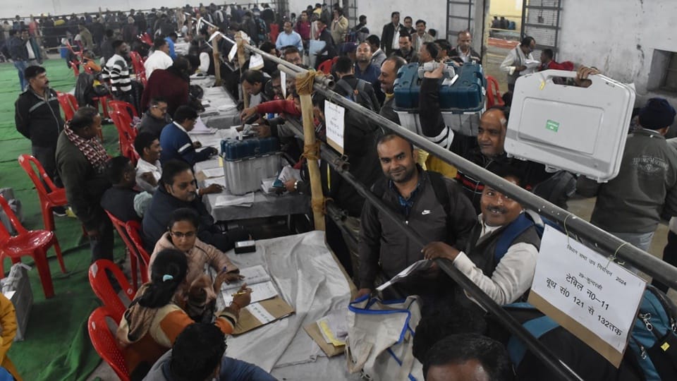 Kundarki By Election: Who will win... decision will be taken tomorrow, 17 tables set up for counting of votes