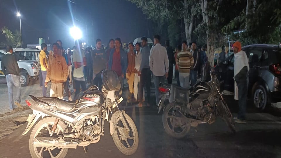 canter hit a tempo carrying women returning from a mehndi ceremony in bulandshar three died four injured