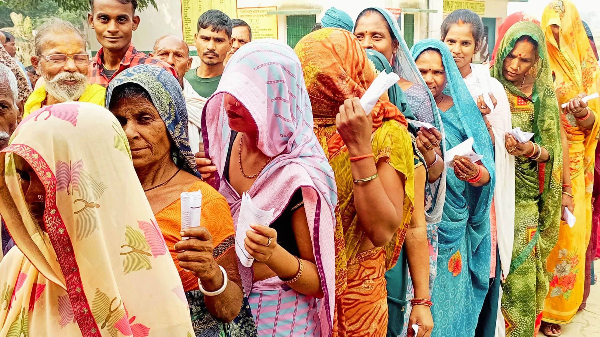 महिला मतदाता