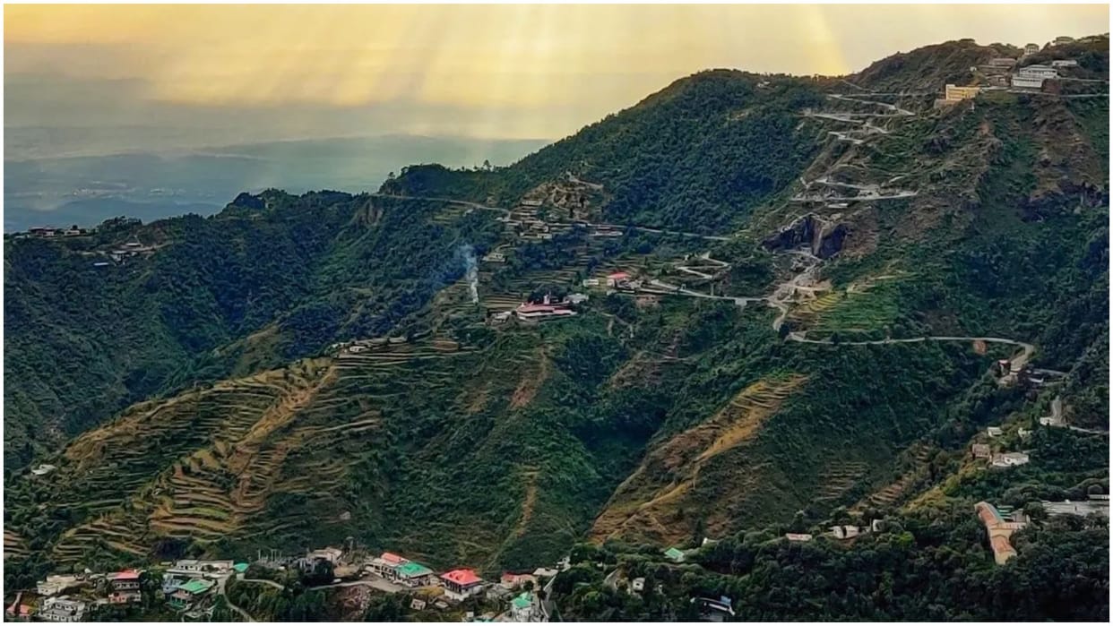 Mussoorie Budget Trip Under 2000 Rs In Winter Season Mussoorie Tourist Places and Travel Tips