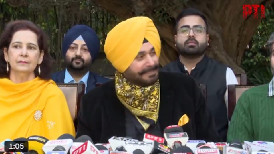 Navjot Singh Sidhu told how his wife won the battle with cancer will serve people
