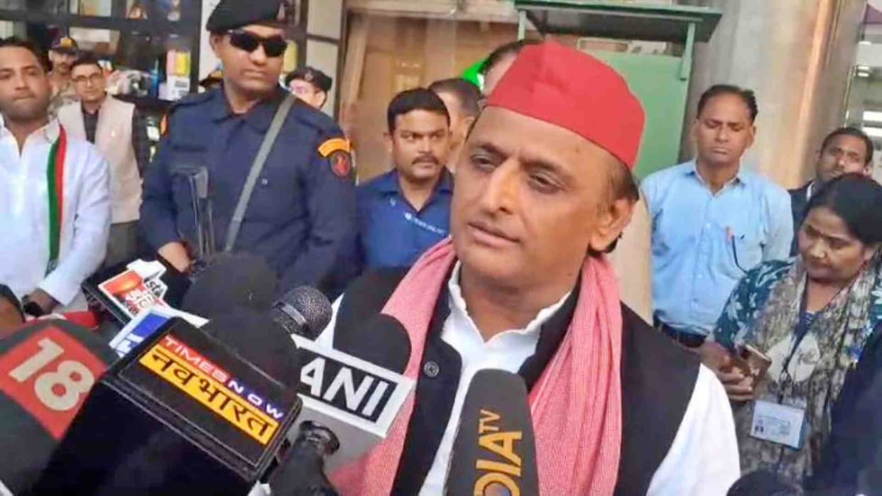 Rajasthan News: Former UP CM Akhilesh Yadav made a big statement about Rajasthan officers