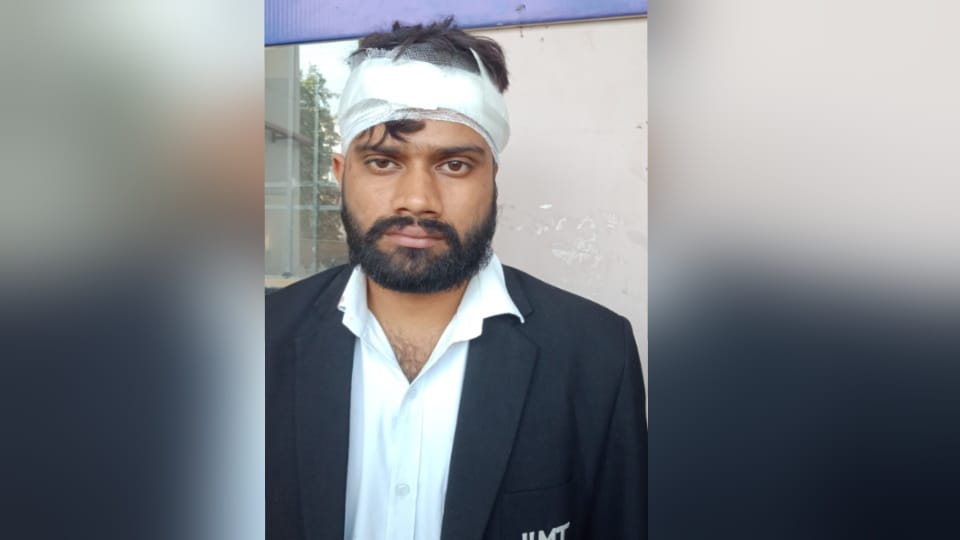 Meerut: Clashes between students, BALLB student beaten up and firing done outside a college in Ganganagar