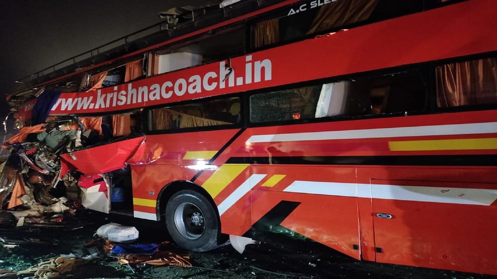 UP Road Accident News Truck and double decker bus collide on Yamuna Expressway in Aligarh