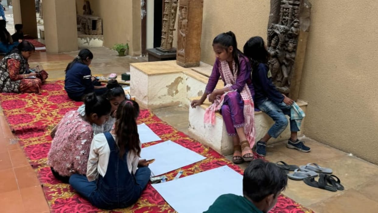 Bhopal News: Eagerness to know the heritage during World Heritage Week, colours scattered on the canvas