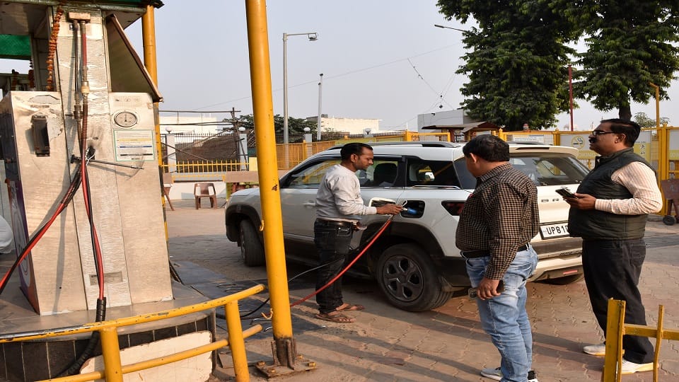CNG price in Aligarh