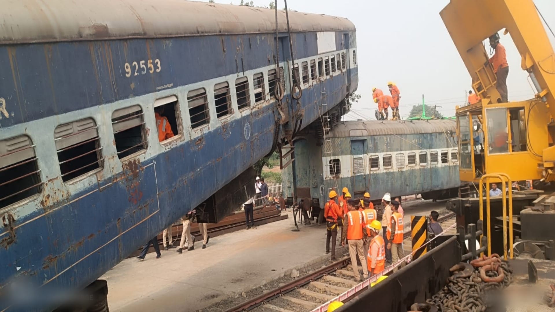 Munger Train Derail: Mock drill train accident, another coach climbed over another coach, 40 people injured