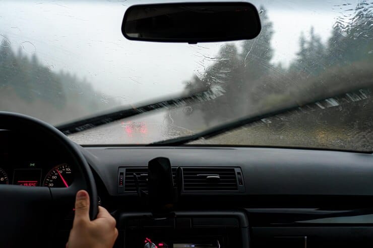 how to defog car windshield in winter driving tips