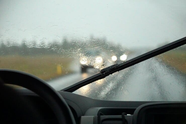 how to take care of windshield wiper during rainy season know in easy steps