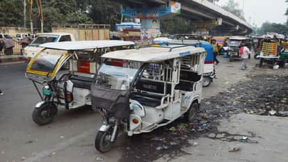 Delhi Plans Dedicated E-Rickshaw Policy to Streamline Registration and Operations