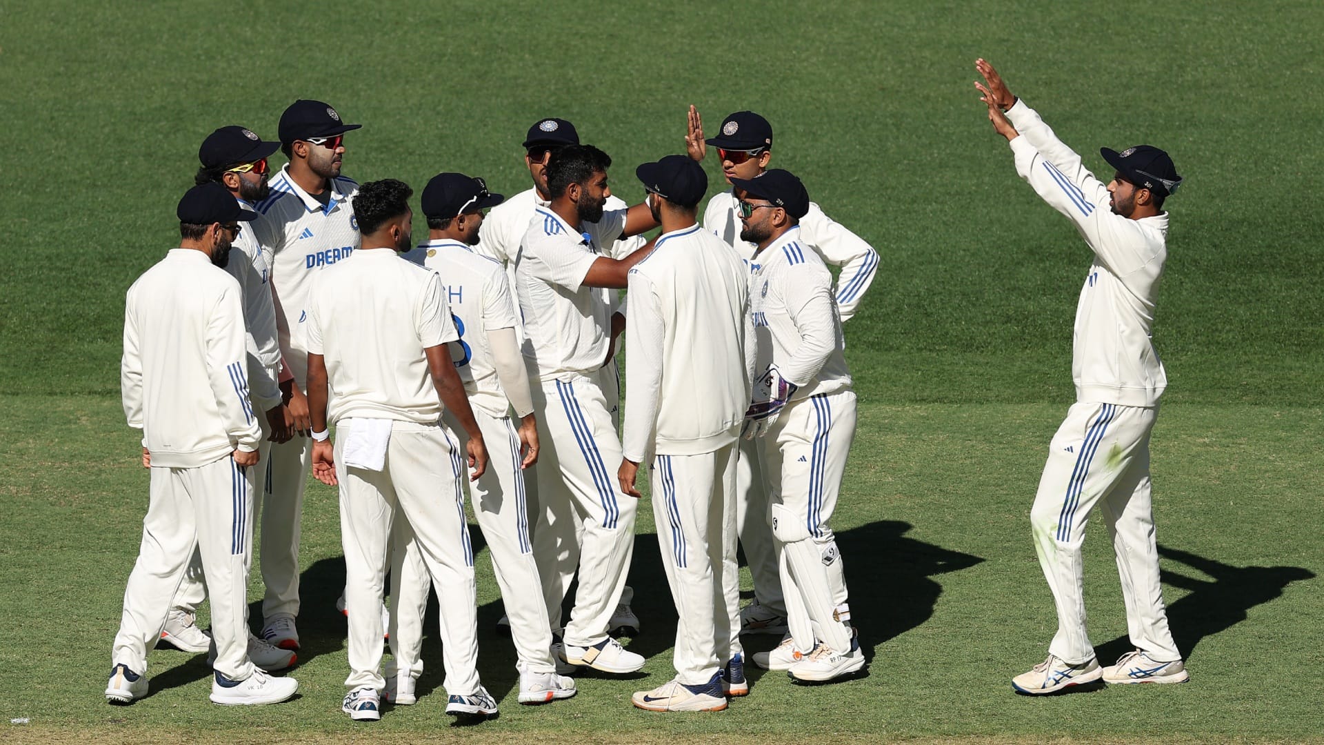 IND vs AUS: Bowlers dominated on first day in Perth Test, Australia team on backfoot vs India Test