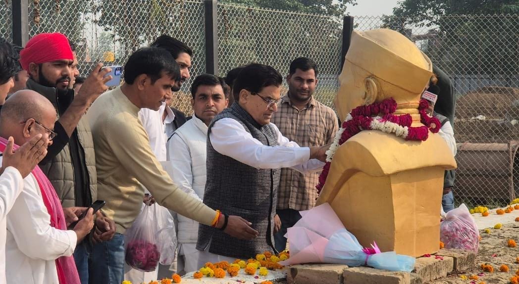 Mulayam Singh Yadav SP leaders celebrated Netaji 85th birth anniversary Ram Gopal said we will always miss him