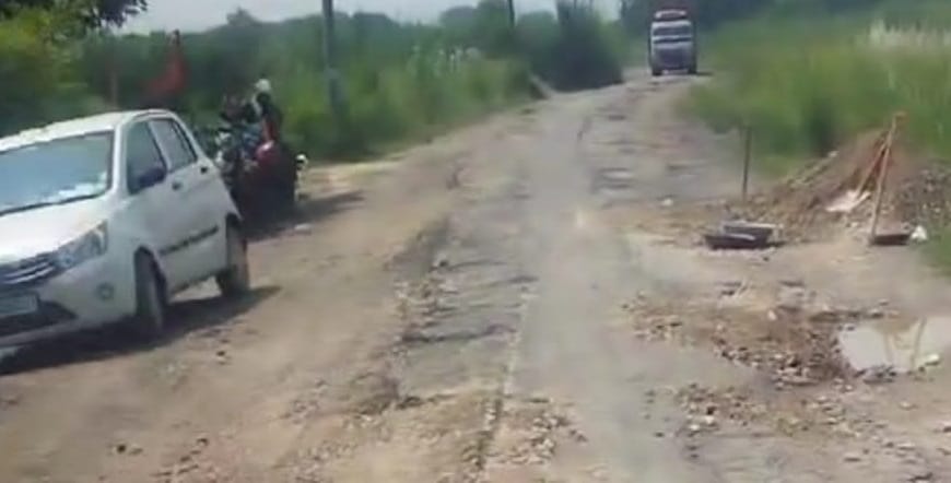 Widening of Mandhana Tikra Hetpur road 13.62 crores approved traffic load will reduced and people get relief