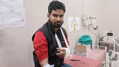 Lucknow: Young man shot for not paying mining ransom, his palm crossed.