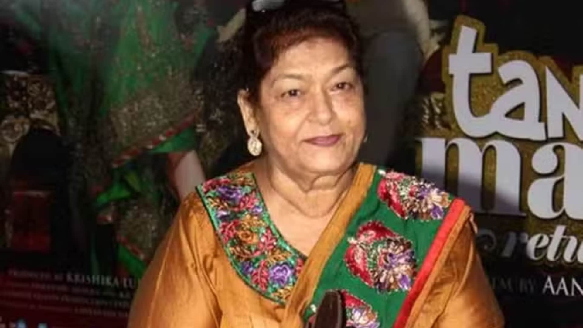 Saroj Khan got married at 13 then got seperated and did second marriage and converted to Islam