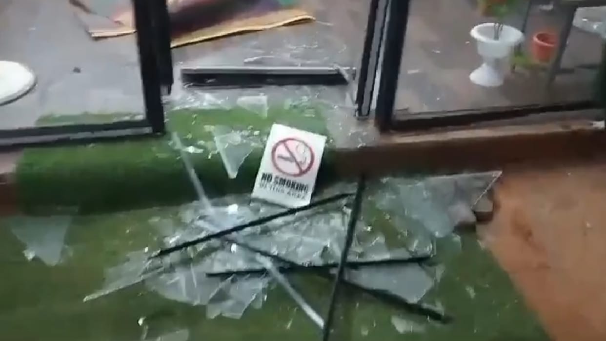 Unknown people vandalized Jhadeshwar Transport Association offiice