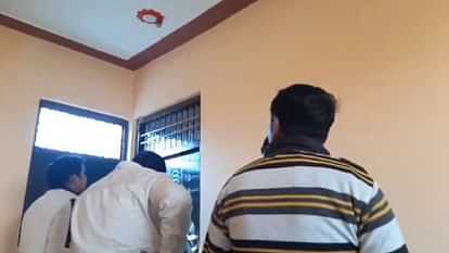 three accused arrested for misbehaving girls in hotel rooms in budaun