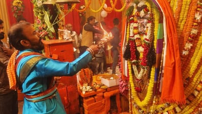 Maha Bhairavashtami Maha Aarti of Baba Lat Bhairav attractive decoration fascinated devotees