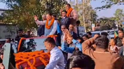 केदारनाथ उपचुनाव नतीजे केदारनाथ उपचुनाव में जीत के बाद सीएम ने निकाला रोड शो, कार्यकर्ताओं ने मनाया जश्न