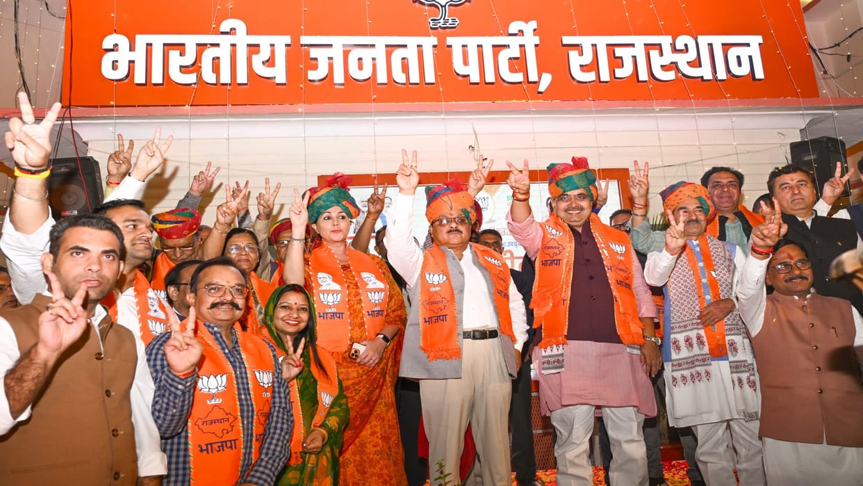 Rajasthan News: CM put the crown of victory on the workers, said- public approved the development works