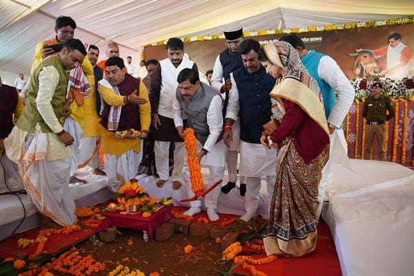 MP News: A state-of-the-art cow shed will be built in 25 acres at a cost of Rs 15 crore, CM said - The house i