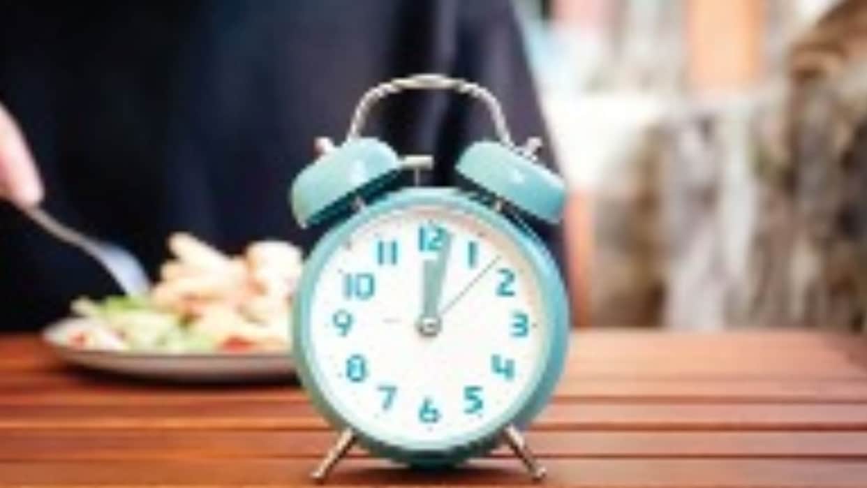 Be Carefull over dinner time It's very important to eat food at right time to stay healthy