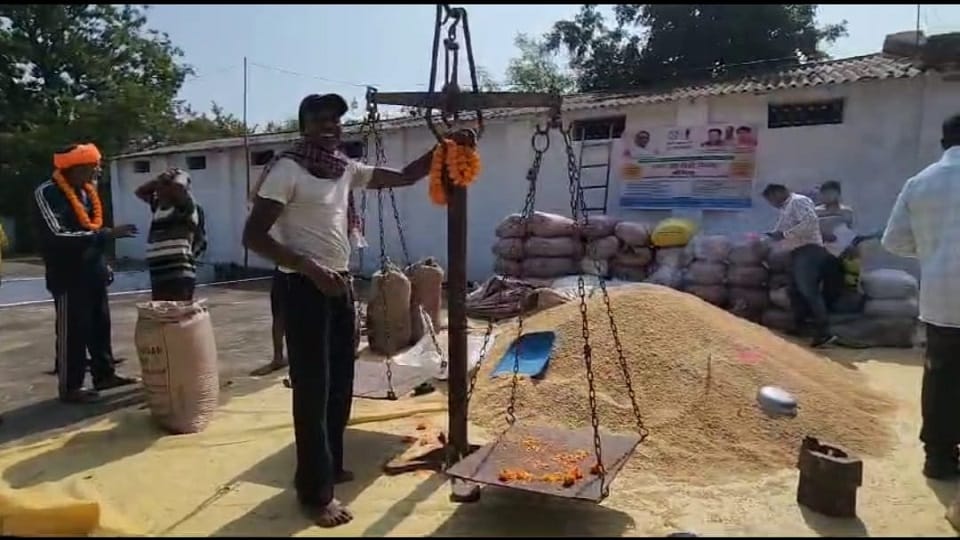 So far more than 42 thousand quintals of paddy has been purchased in district in GPM