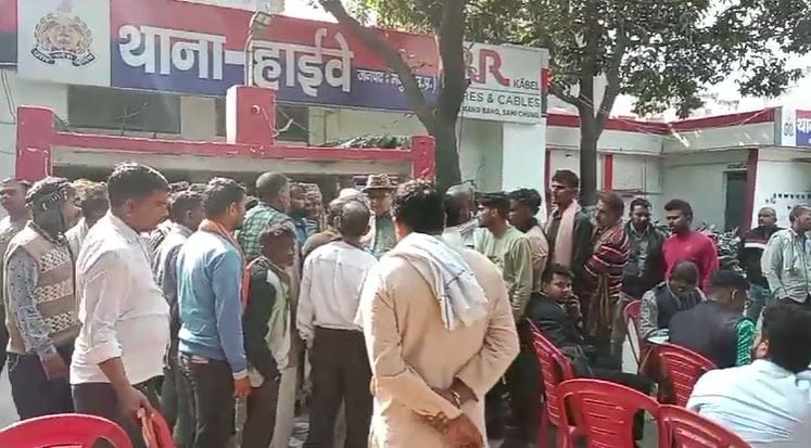 Murder of a youth in Mathura: Bike riders shot him in chest Police engaged in investigation
