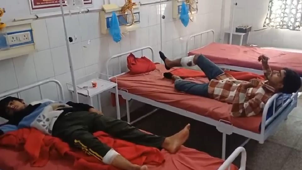 Baghpat: Two criminals who looted car and Rs 2 lakh from factory owner injured in encounter, four arrested