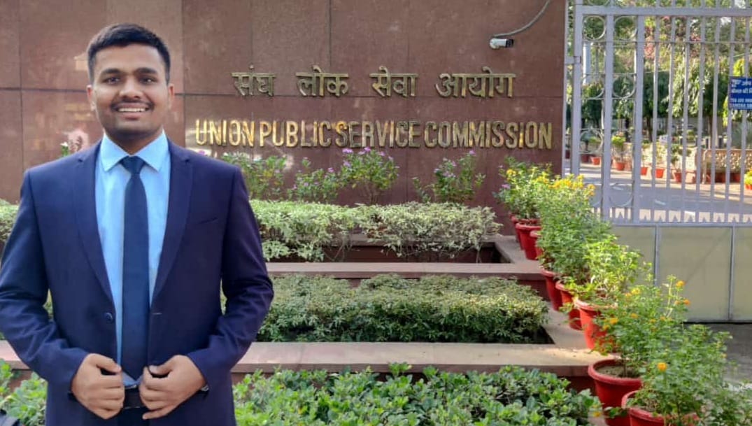 अंकित आनंद।